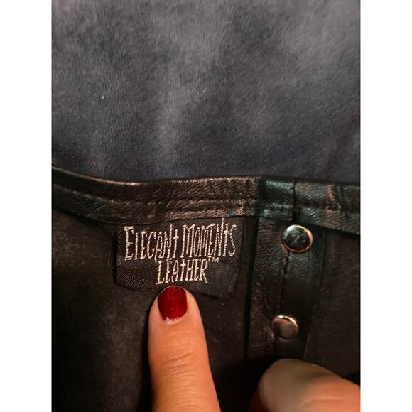 Elegant Moments Leather shorts - Picture 5 of 6